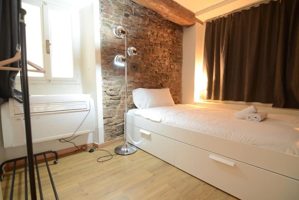 Keys Of Italy - Sprone 15 - 2 Bedroom Family Apartment By Ponte Vecchio Флоренция Екстериор снимка